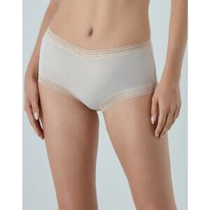 Maidenform Modern Full Coverage Boyshort Sandshell L 0121